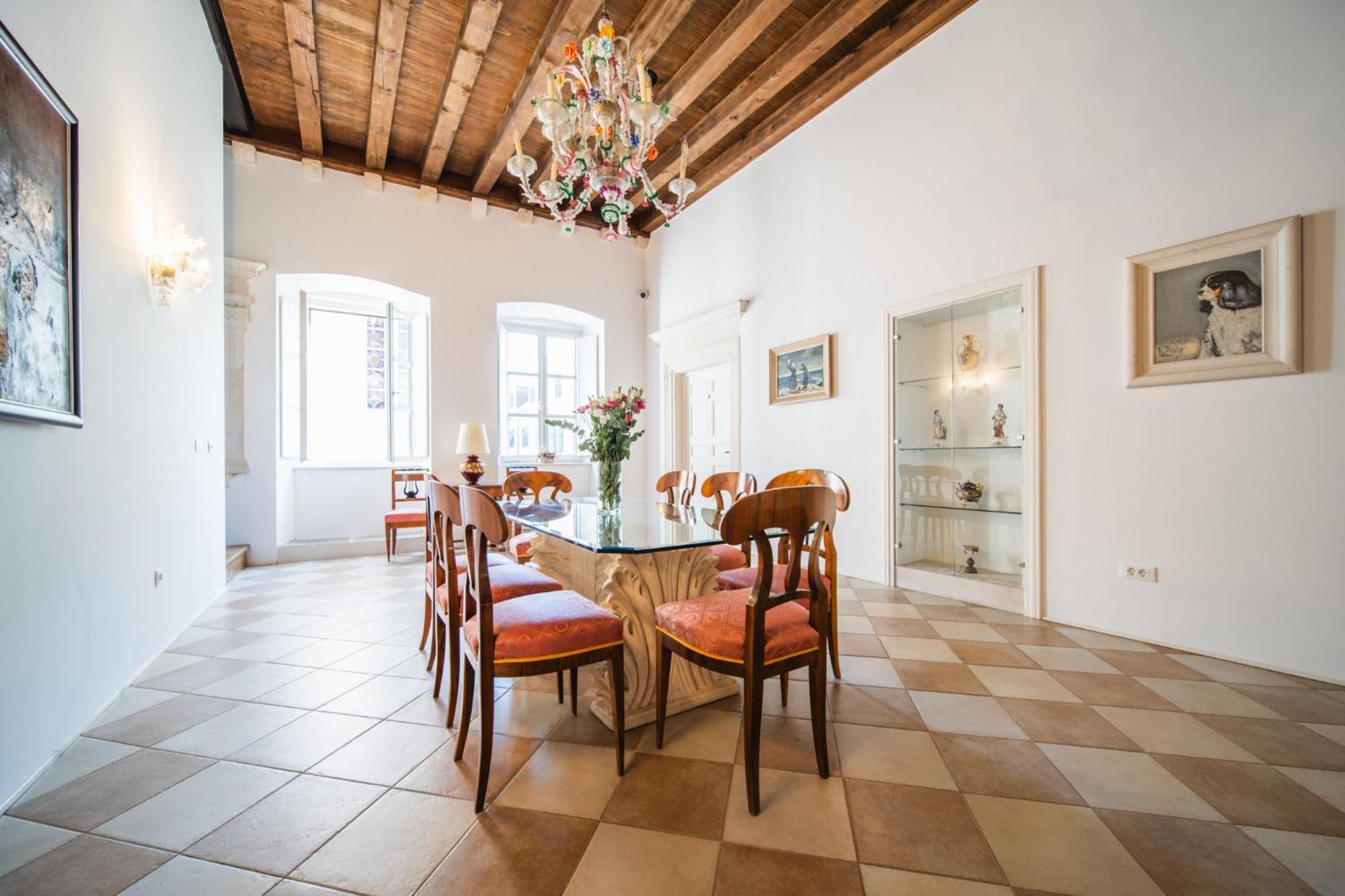 Sunce Palace With Free Offsite Parking Apartment Dubrovnik