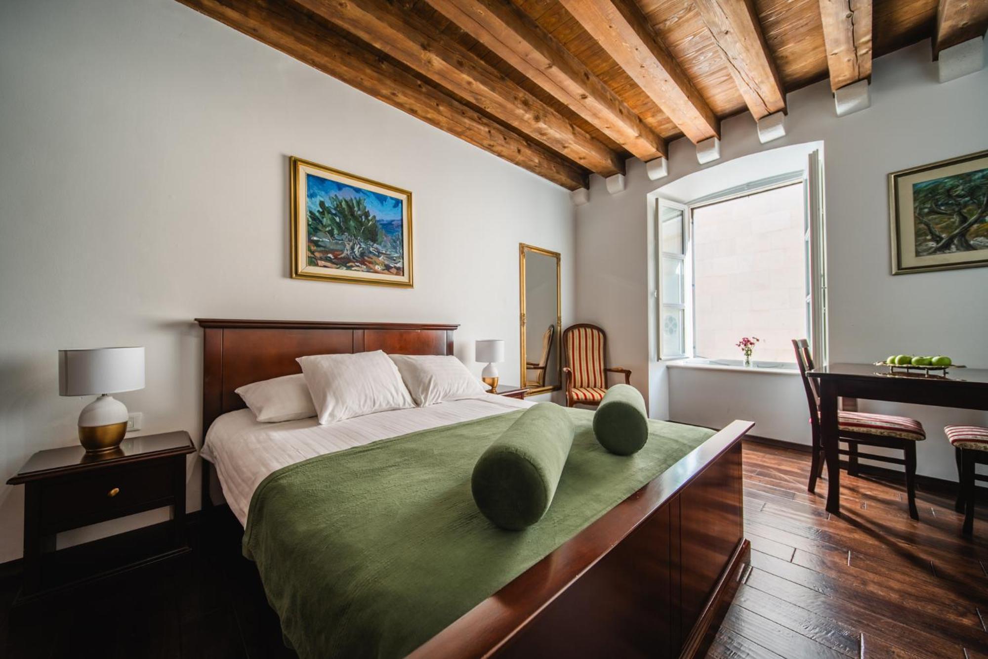 Sunce Palace With Free Offsite Parking Apartment Dubrovnik