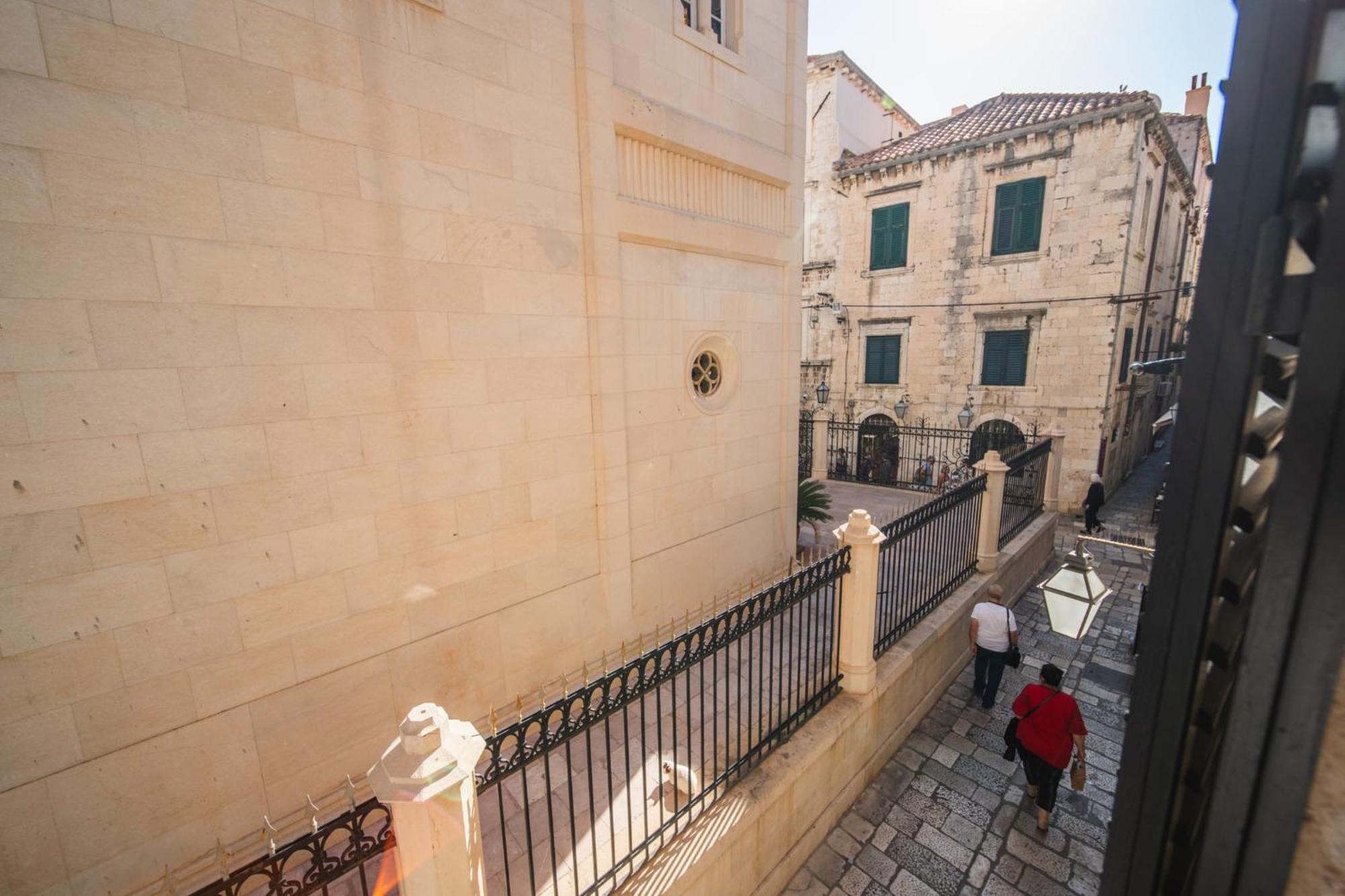 Sunce Palace With Free Offsite Parking *