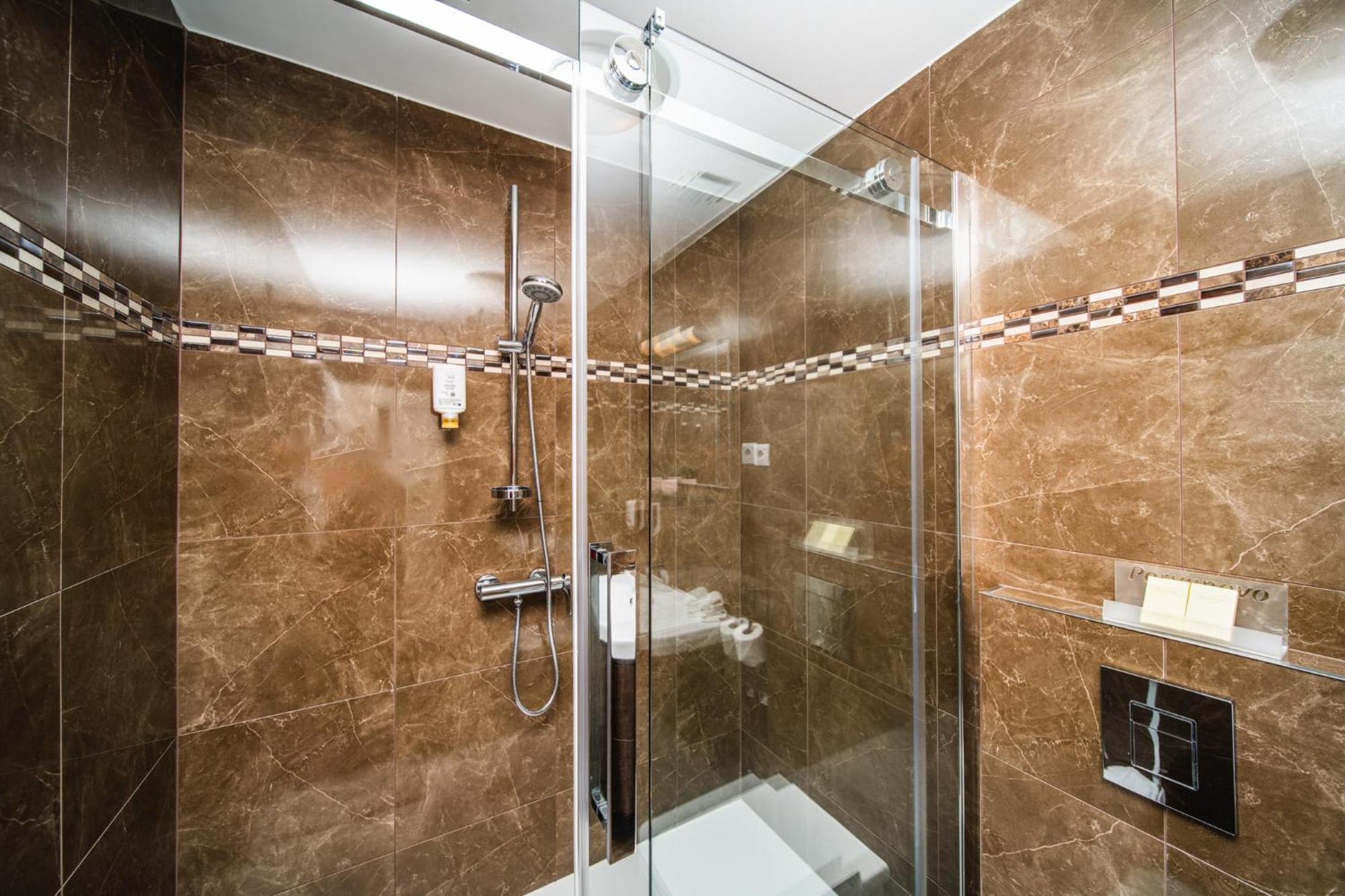 Sunce Palace With Free Offsite Parking